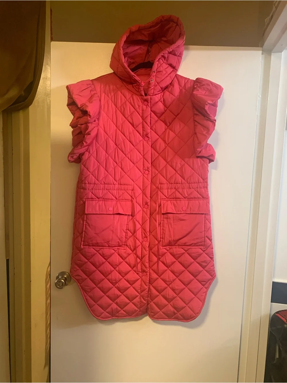 Girls' Quilted Hooded Vest with Ruffle Sleeves - Pink